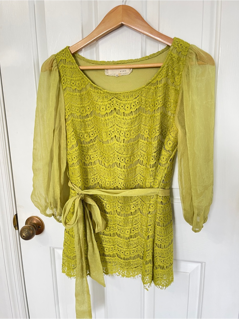 Areve Womens Size Med Blouse Green Sheer Sleeve Scoop Neck Lined Lace